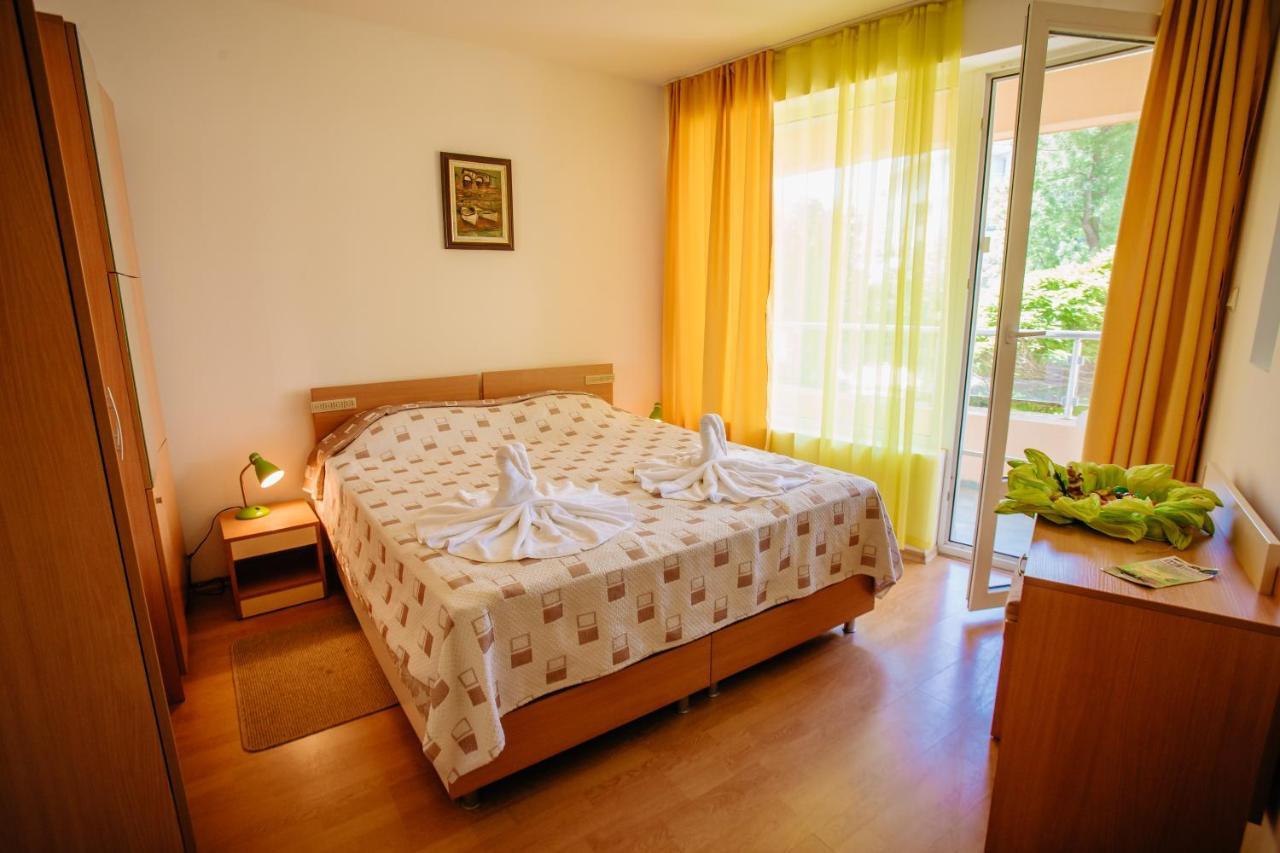 Mng Holiday Yassen Apartments Napospart Kültér fotó