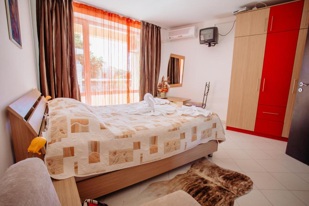 Mng Holiday Yassen Apartments Napospart Kültér fotó