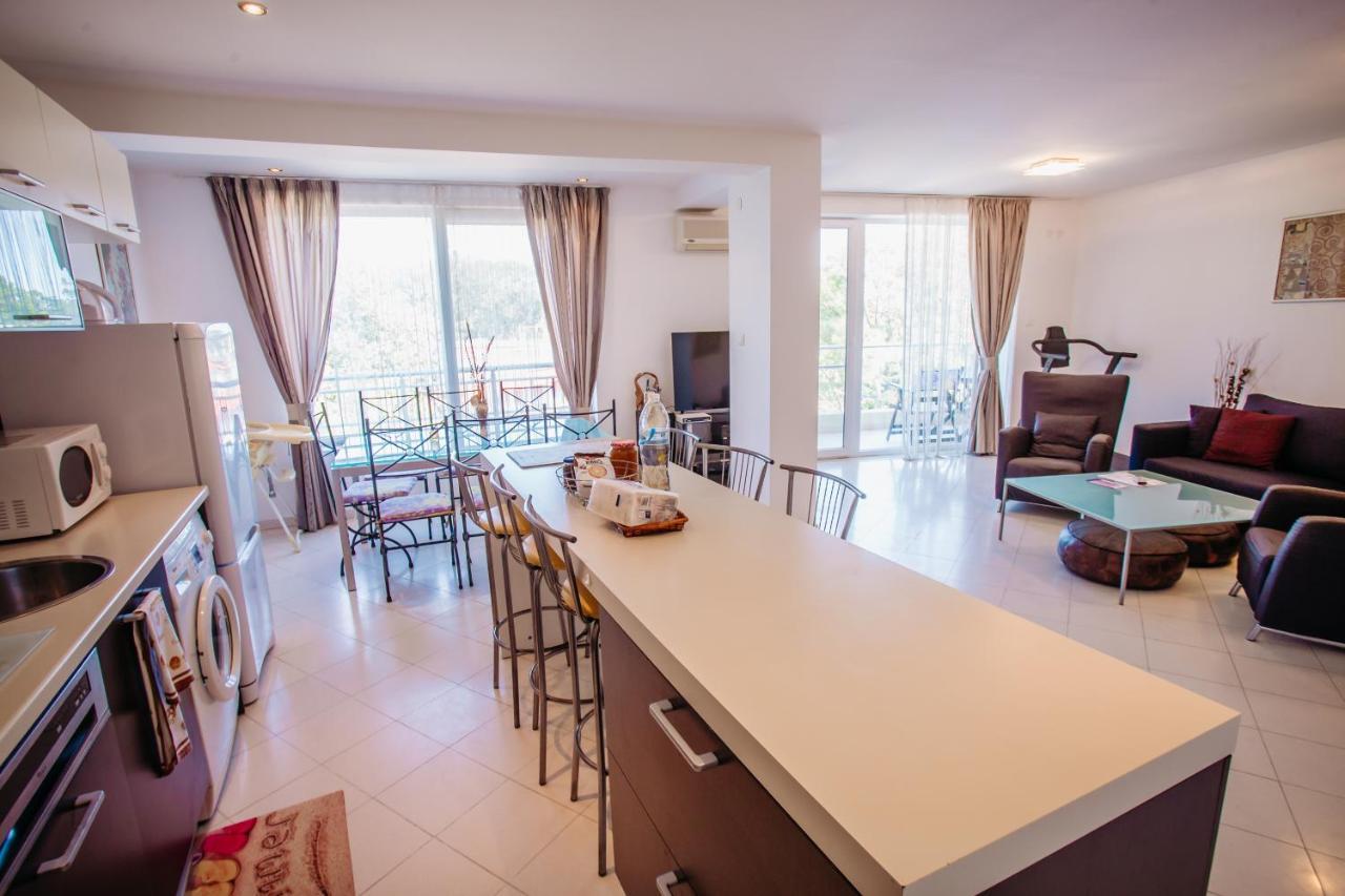 Mng Holiday Yassen Apartments Napospart Kültér fotó