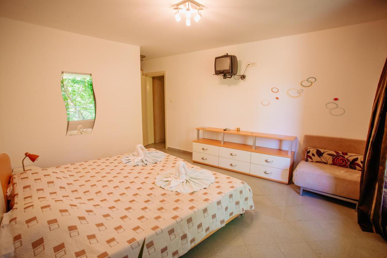 Mng Holiday Yassen Apartments Napospart Kültér fotó