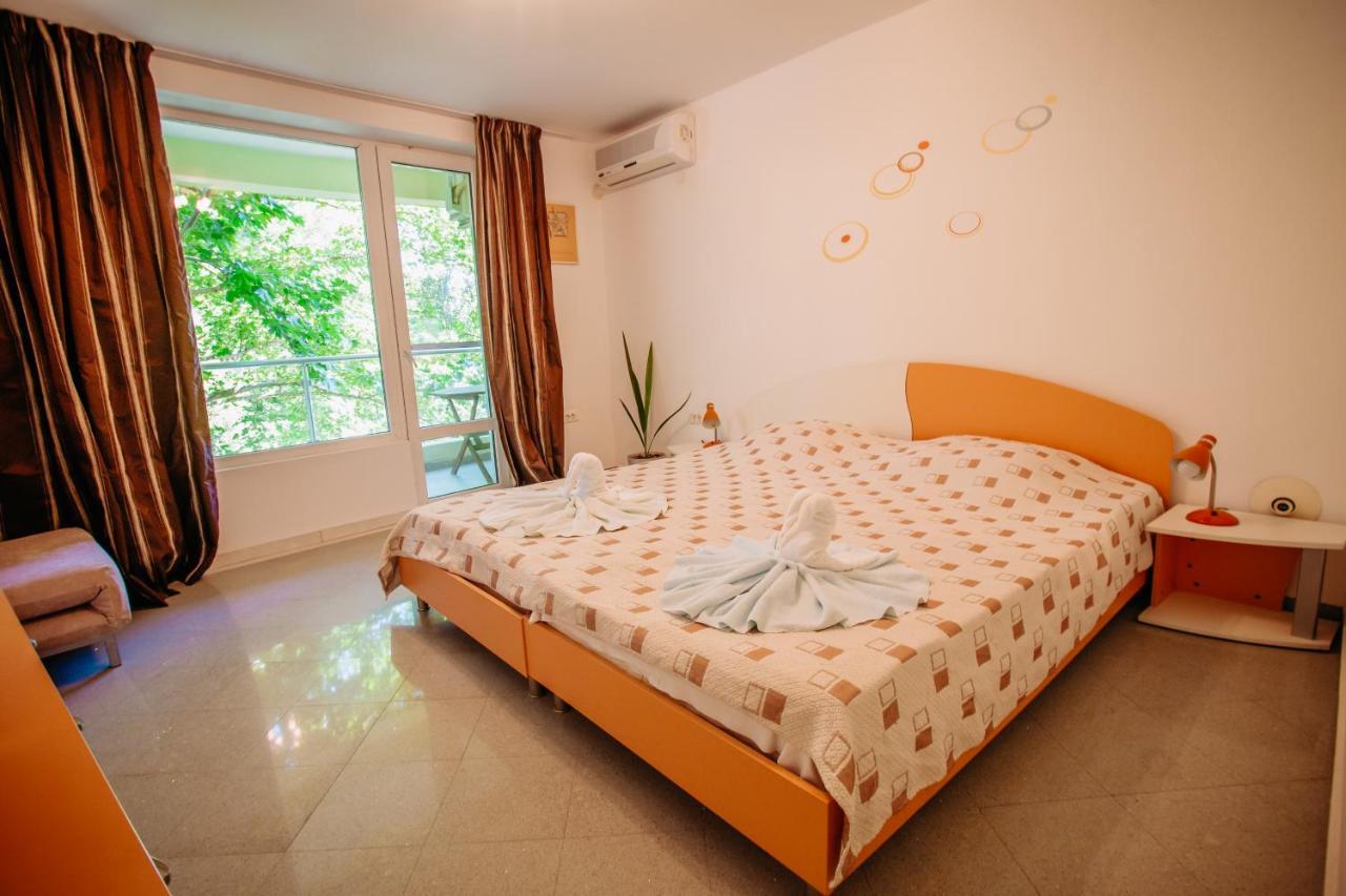 Mng Holiday Yassen Apartments Napospart Kültér fotó