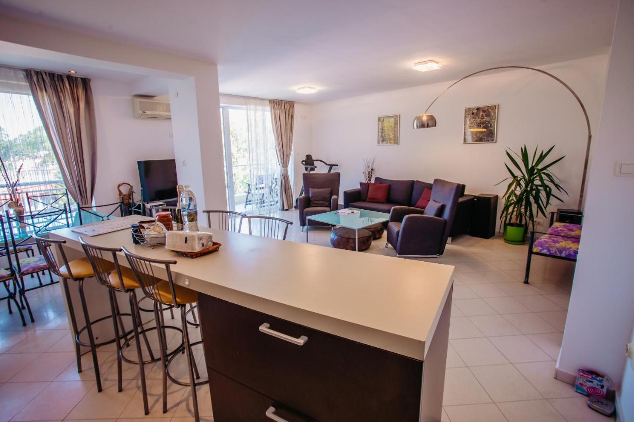 Mng Holiday Yassen Apartments Napospart Kültér fotó